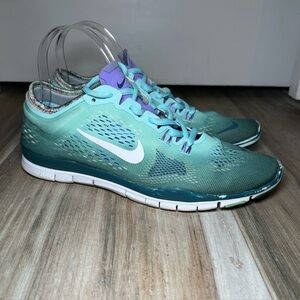 Nike Free TR Fit 4 Sneakers Women’s Size 8.5 Green, Teal and Purple